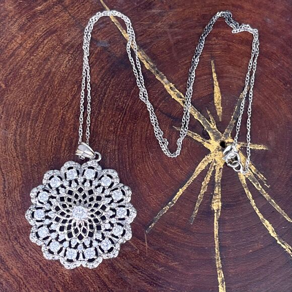 Sterling Silver Cubic Zirconia Starburst Necklace Sparkly Jewelry - Picture 1 of 5